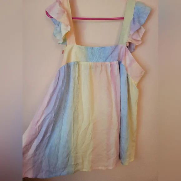 Emily Wonder Watercolor Rainbow Flutter Sleeve Top L NWT - Picture 2 of 15